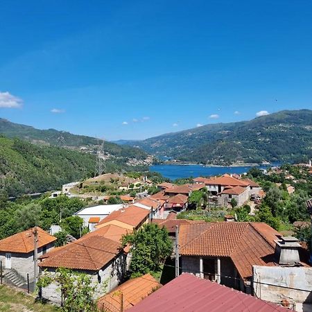 Alojamento Casa Da Eira Geres Buitenkant foto